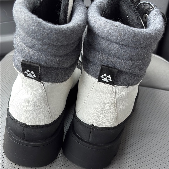 Cougar Black and White Winter Boots with Insulated Lining size 10-NEW - Picture 4 of 6